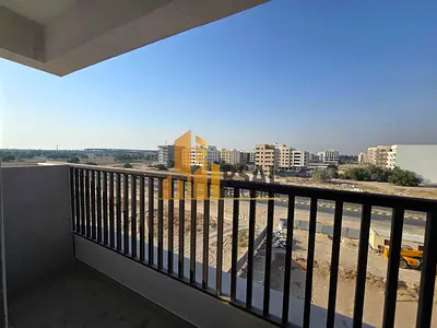 Fisrt shift _ Luxury 1BR with wardrobe balcony _ Ready to move