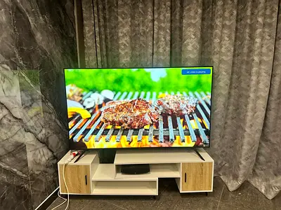 60 inch Samsung LED Smart TV