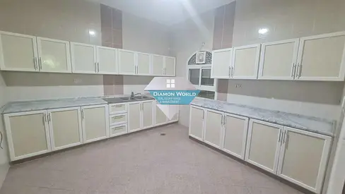 3-Bedrooms Hall With Water and Electricity included in Rent Mbz City.
