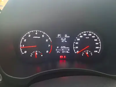 صورة 10 لـ 2021 Hyundai ACCENT