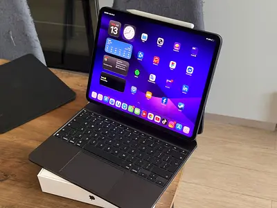iPad Pro 13 inch (M5, 256gb, Wi-Fi) + Keyboard + Pencil
