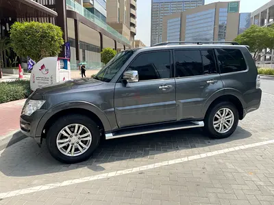 Mitsubishi Pajero 2018 GLS Mid Line 3.8L V6 GCC Specs