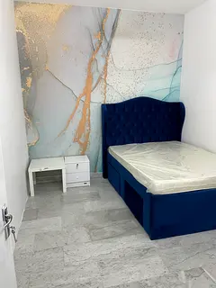 LuxuryPartitionFor 1 PERSON NearMetroBurjumanExit3 BehindBurjumanMallOnlyfFor1SinglePersonOnly