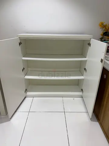 White 2 shelf Storage Cabinet with Double Doors - Good Condition