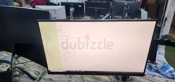 Dell Ultrasharp Monitor 25 Inch QHD 2560x1440 IPS Hdmi DP USB DP Mini Bezel Less