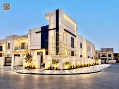 For sale in Helio 2, a corner villa with 5 bedrooms, a majlis, a living room, and a kitchen. The lan