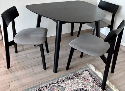 FREE DELIVERY! Black modern dining table with 3 chairs