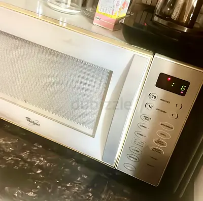 Microwave Oven