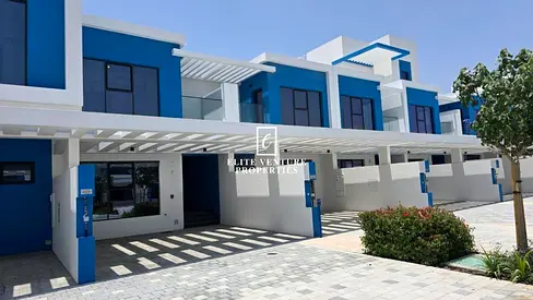 READY TO MOVE | CLOSE TO AMENITIES | PRIME LOCATION