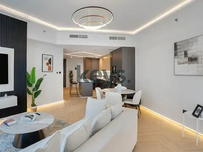 Spacious and Bright I Luxury Marina Home I Furnished 2BR