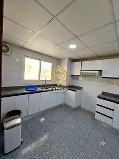 Front Off Metro! Specious 2Bhk Flat Available For Family