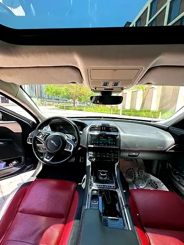 2019 Jaguar XE 照片 10