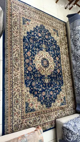 Classic Persian-style navy blue area rug, 2.5m x 1.8m (good condition)
