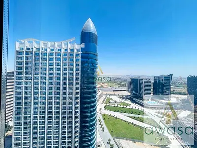 Prime Location | High Floor | Ready to Move