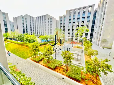 POOL VIEW//WITH BALCONY L//-SPACIOUS STUDIO//-READY TO MOVE//-AMAZING LAYOUT//