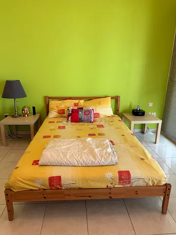 Solid wood bed frame with mattress, 2 side tables, 2 pillows and 2 cushions