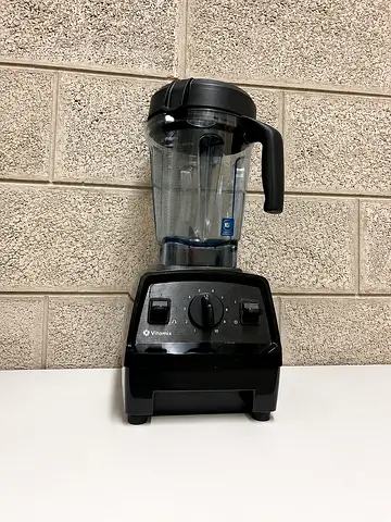 Vitamix VM0201 Professional Blender – High Performance | Good Condition