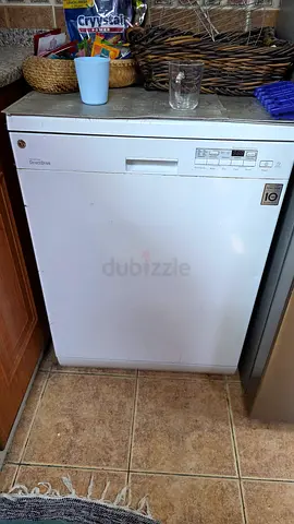 REDUCED PRICE LG White Dishwasher - Perfect Working Condition