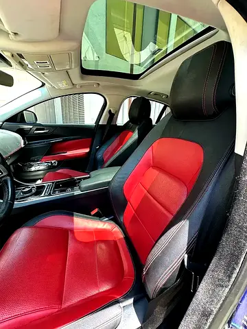 2019 Jaguar XE 照片 8
