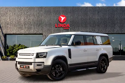 Land Rover Defender 130 P400 HSE 2023 GCC | Agency Warranty