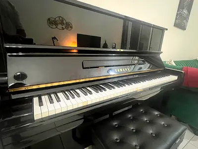 Yamaha U1 Upright Piano with Silent System