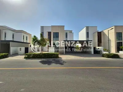 Prime Single Row | Direct Park Access | Landscaped