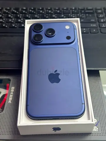 iPhone 17 pro Blue - Excellent SIM card Condition, Unlocked, With Box