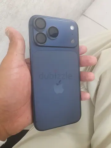 17 pro max 256 gb TDRA