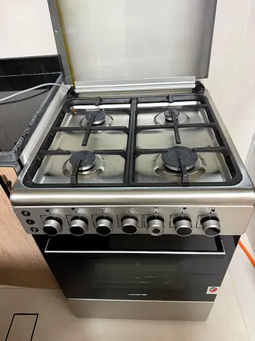 4-Burner Gas Cooker with Oven - Stainless Steel