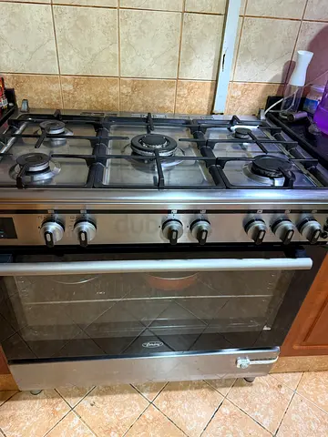 Indesit 5-Burner Gas Cooker with Electric Oven