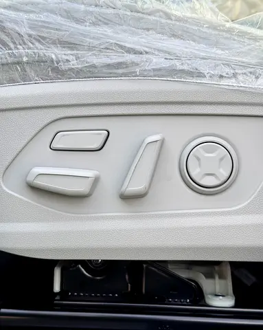 2026 KIA SORENTO thumbnail 15