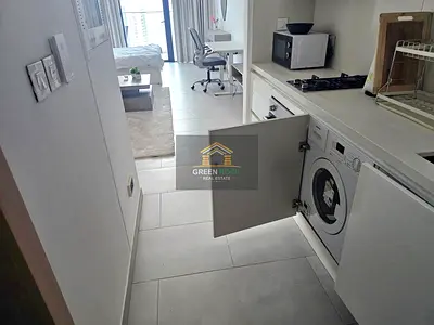 Huge Balcony - Fully Furnished Specious Studio