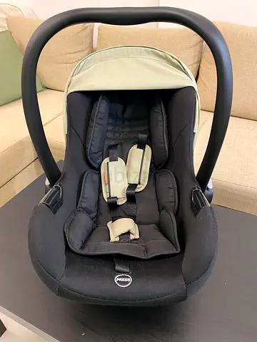 Infant car seat
