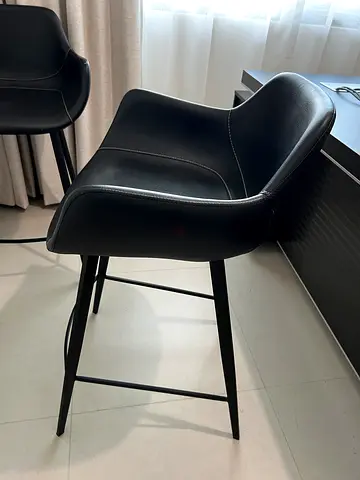 Set of 2 Black Counter Bar Stools with Backrest - Good Condition