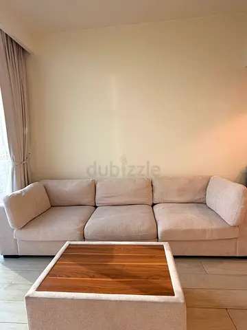 Light beige 3-seater fabric sofa in great condition