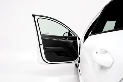 صورة 7 لـ 2025 KIA K5