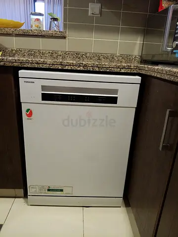 Toshiba White Dishwasher