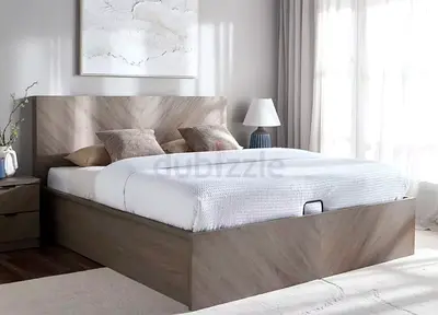 WITH MATTRESS OFFER - Modern Queen Bed with hydraulic storage