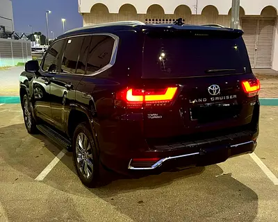 Toyota Land Cruiser VXR 2023 | GCC Specs | Twin Turbo