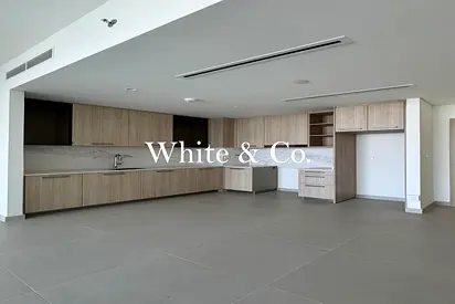 POOL AND GOLF COURSE VIEW | NEW |SPACIOUS