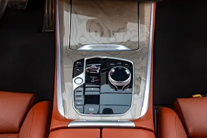 صورة مصغرة 12 لـ 2025 BMW X5