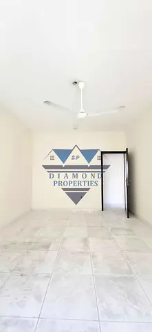 Very spacious 2bhk two balkany big kitchen two full washrooms pure family building big hall just in 33k Available in Abushagara