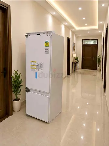 Miele Built-in Bottom Freezer Refrigerator Excellent condition