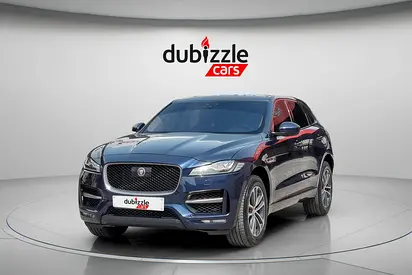 2019 Jaguar F-PACE photo 3