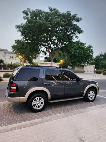Scrap old Ford Explorer 2010 GCC Specs engine problem