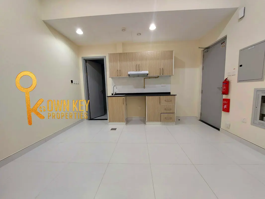 12 CHQ PAYMENTS 1MONTH GRACE PERIOD STUDIO ONLY 40K