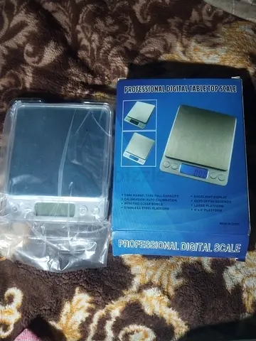 Professional Digital Tabletop Scale - Stainless Platform, New 3000g