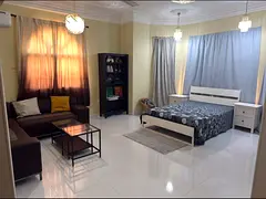 Room Available for Rent Jumairha 3 villa