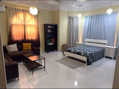 Room Available for Rent Jumairha 3 villa