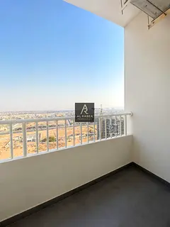 For sale (cash) + Live or invest + High floor + Open view + 500 sq ft + 20 minutes to Dubai